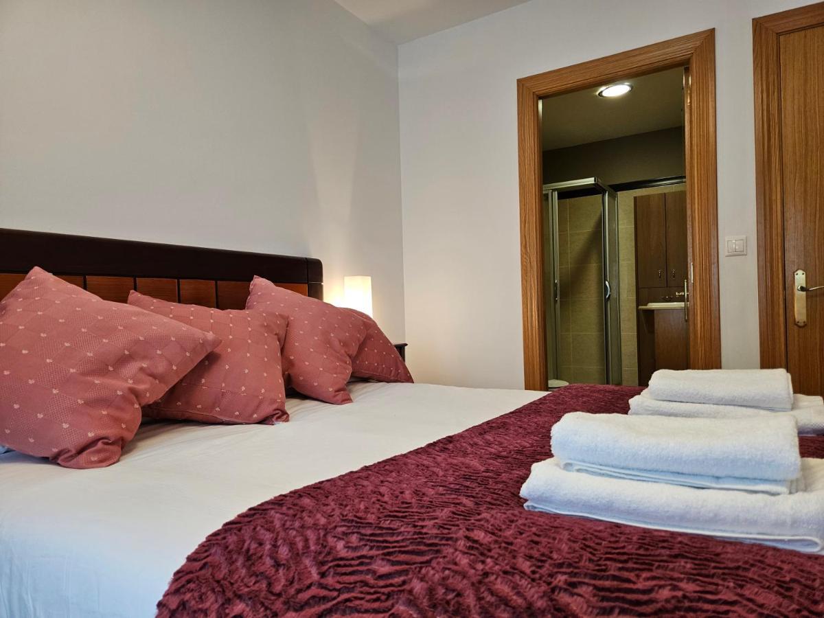 13B01 Apartamento Con Terraza Y Garaje Ribadesella Exteriér fotografie
