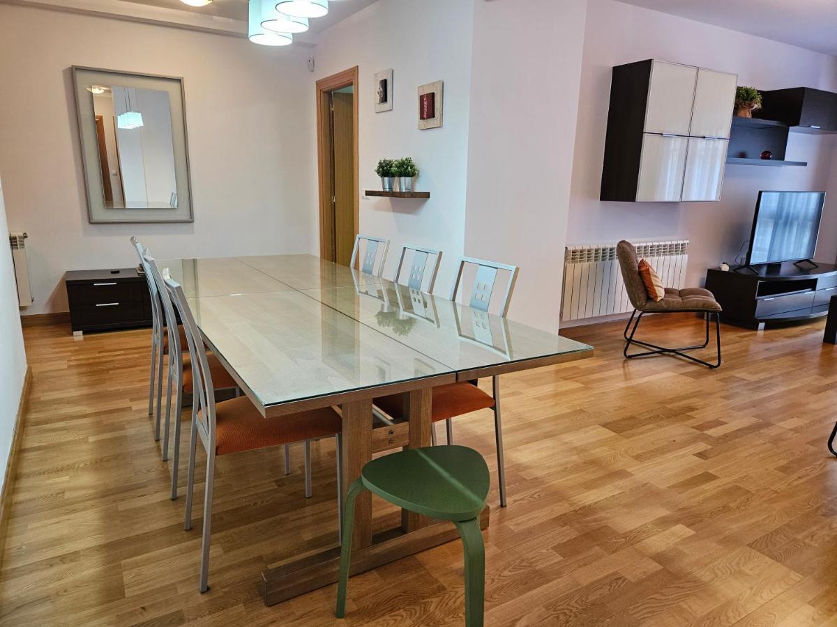 13B01 Apartamento Con Terraza Y Garaje Ribadesella Exteriér fotografie