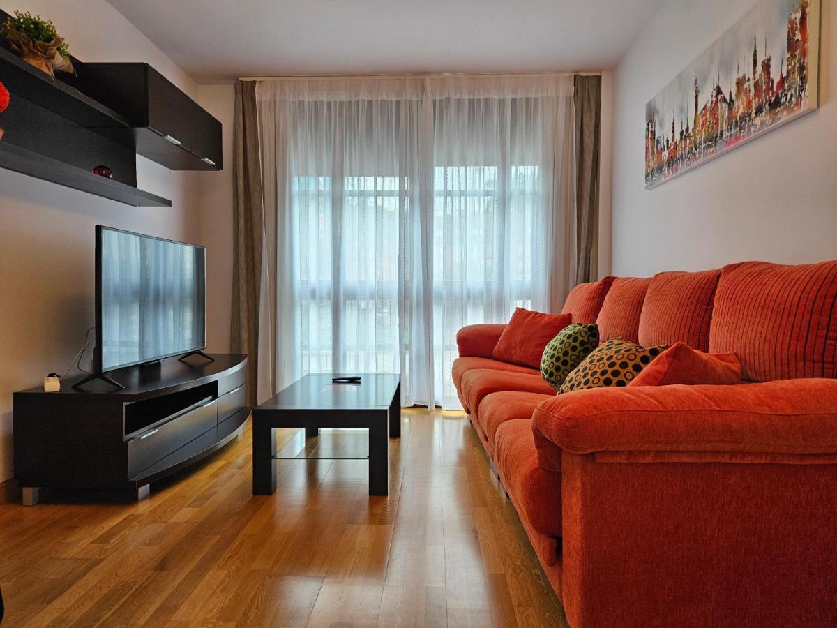 13B01 Apartamento Con Terraza Y Garaje Ribadesella Exteriér fotografie