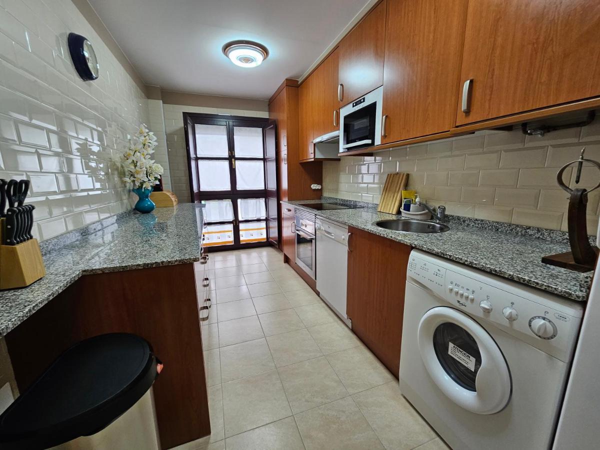 13B01 Apartamento Con Terraza Y Garaje Ribadesella Exteriér fotografie